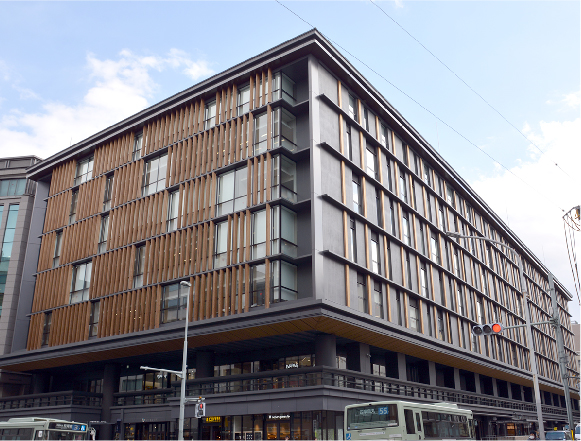 京都経済センター外観
